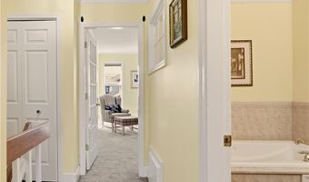 216 Goddard Row, Newport, RI 02840