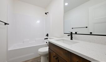 4614 Kapono Ct, Ammon, ID 83406