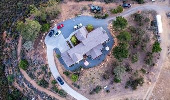 23475 Trappers Hollow Rd, Alpine, CA 91901