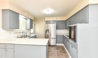 8245 Palmetto Ln, Indianapolis, IN 46217