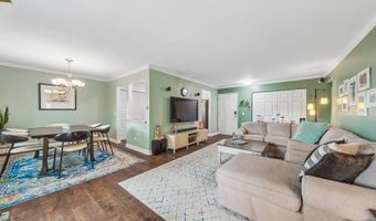 2434 Brandenberry Ct 2A, Arlington Heights, IL 60004