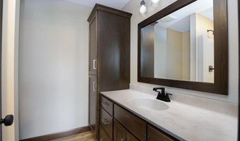 1346 Faith Hill Dr SW, Alexandria, MN 56308