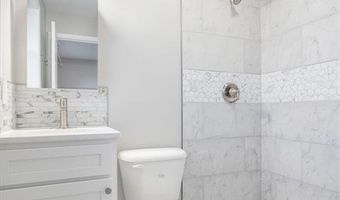 109 Timka Dr, Ballwin, MO 63011