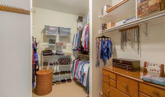 2736 Aspen Ct, Ann Arbor, MI 48108