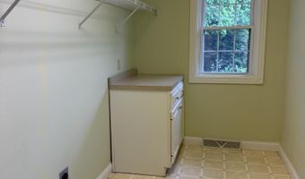 206 Meadow Ridge Dr, Bardstown, KY 40004