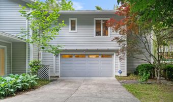 6829 LITTLE RIVER Tpke, Annandale, VA 22003