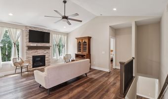 24261 Trail Ridge Ct, Adel, IA 50003