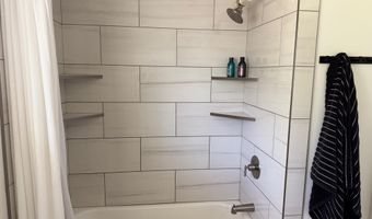 806 N 650 E, Basalt, ID 83218