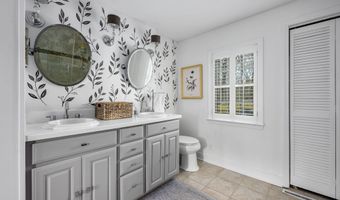79 Sturgis Ln, Barnstable, MA 02630