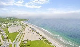 28 Palm Beach Ave, Narragansett, RI 02882