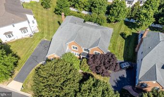 20262 KIAWAH ISLAND Dr, Ashburn, VA 20147