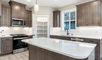 734 NW 28TH St, Battle Ground, WA 98604
