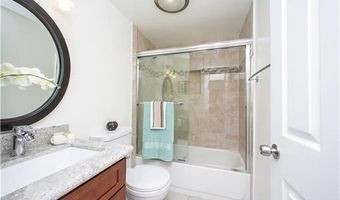 3071 Pualei Cir 303, Honolulu, HI 96815