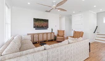 524 N Kinston Ave, Atlantic Beach, NC 28512