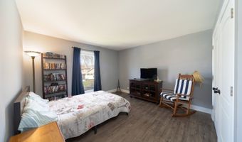 1201 N Scarlet Ct, Addison, IL 60101