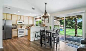 2113 David Dr, Escondido, CA 92026