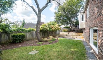 4614 ROXBURY Dr, Bethesda, MD 20814