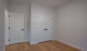 28 Dalton Dr, Barnstead, NH 03225