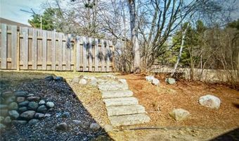 607 Cross Ave S, Amery, WI 54001
