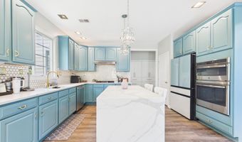 43464 SNICKERSVILLE KILN Ct, Ashburn, VA 20148