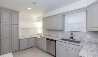 2705 S HARRISON St, Amarillo, TX 79109