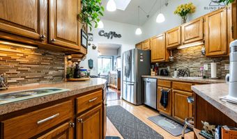 2000 Wenmatt Cir, Anchorage, AK 99517