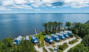 511 Neuse Village Rd # C5, Arapahoe, NC 28510