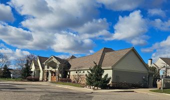 1573 Oakfield Dr, Ann Arbor, MI 48108