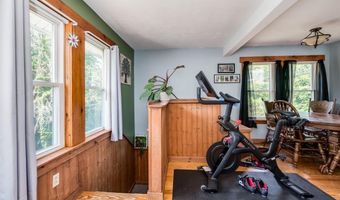 220 Chester Rd, Auburn, NH 03032