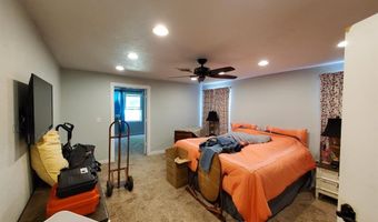 649 A St, Arapaho, OK 73620