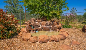 25130 Aoudad Dr, Anderson, CA 96007