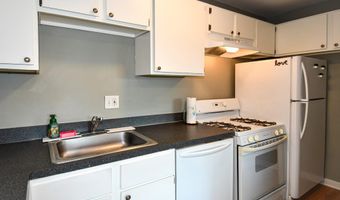 1300 S ARLINGTON RIDGE Rd 204, Arlington, VA 22202