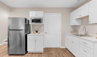 527 BAY HILLS Dr, Arnold, MD 21012