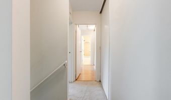 4627 LOGSDON Dr 51, Annandale, VA 22003