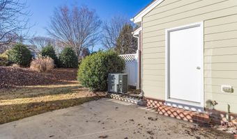 846 Myrtle Grove Dr. Ln, Apex, NC 27502
