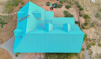 71 Calle Martinez, Arroyo Seco, NM 87514