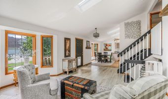 1801 W Cheyenne Ct, Polk City, IA 50226