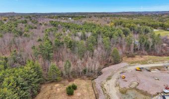 109 Fieldstone Dr, Augusta, ME 04330