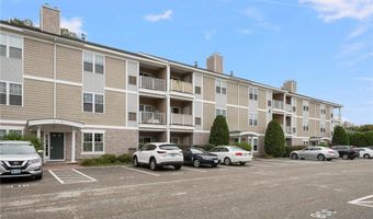 200 Roger Williams Ave 417, East Providence, RI 02916