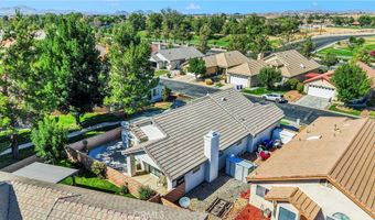 11246 Pleasant Hills Dr, Apple Valley, CA 92308