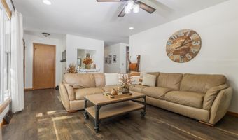 1011 NE 11th Ave, Aberdeen, SD 57401