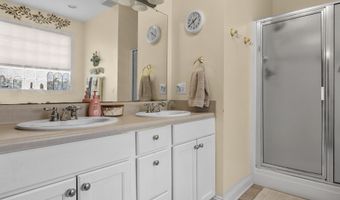 404 Shallowford Dr, Boiling Springs, SC 29316