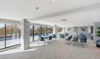 4390 LORCOM Ln #402, Arlington, VA 22207