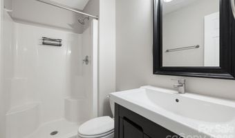 76 Selwyn Rd, Asheville, NC 28806