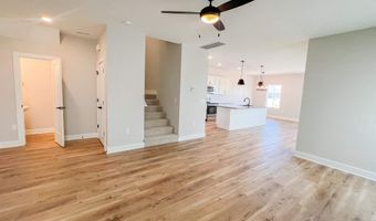 141 S Shay Rd, Andover, KS 67002