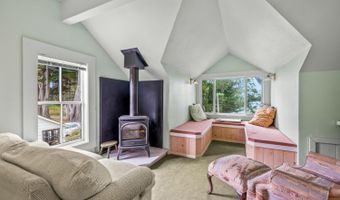 3781 N Highway 1, Albion, CA 95410
