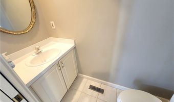 325 Inwood Trl, Aurora, OH 44202