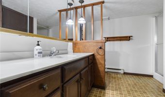 12980 Robinwood St NE, Alliance, OH 44601