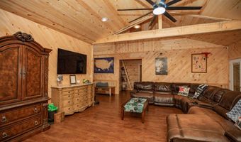 4978 S 11th Rd, Aldrich, MO 65601