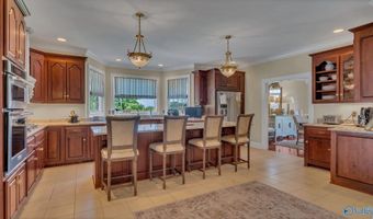 1023 E Main St, Albertville, AL 35951